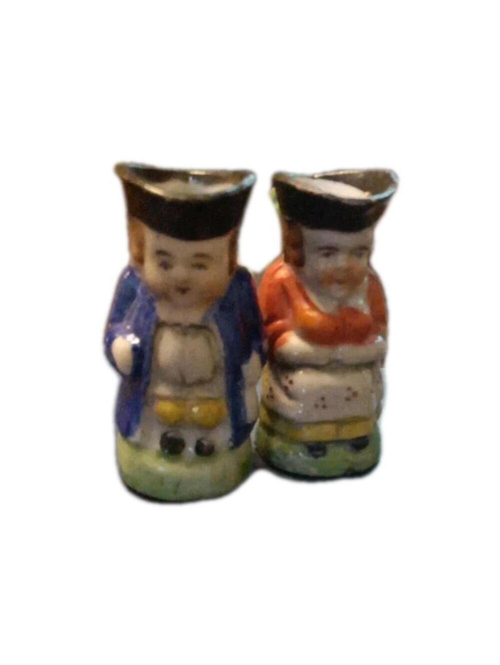 2 Miniatures Toby Jug woman And Man colonial-style outfit.  Japan 1940s
